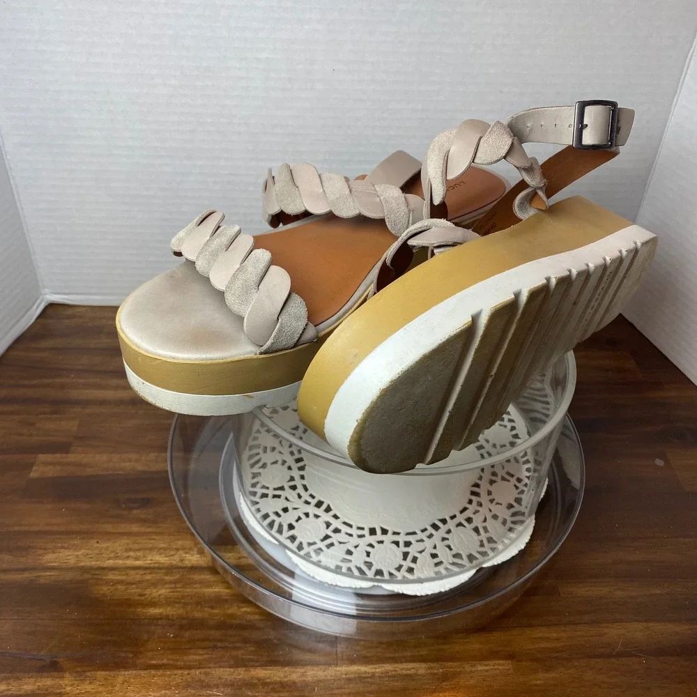 Lucky‎ Brand Vellenora Beige Leather Scalloped Braided Platform Sandals 9M 40